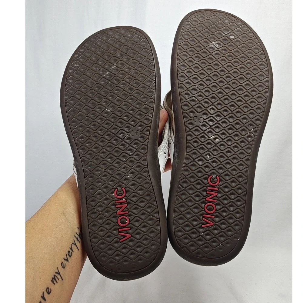 Vionic Thong Sandals Flip Flop White Laser Cut Perforated Orthotic Patent Siz 8